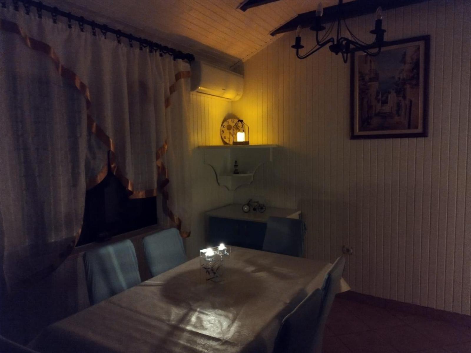 Apartmans Martha Karlobag Kamer foto