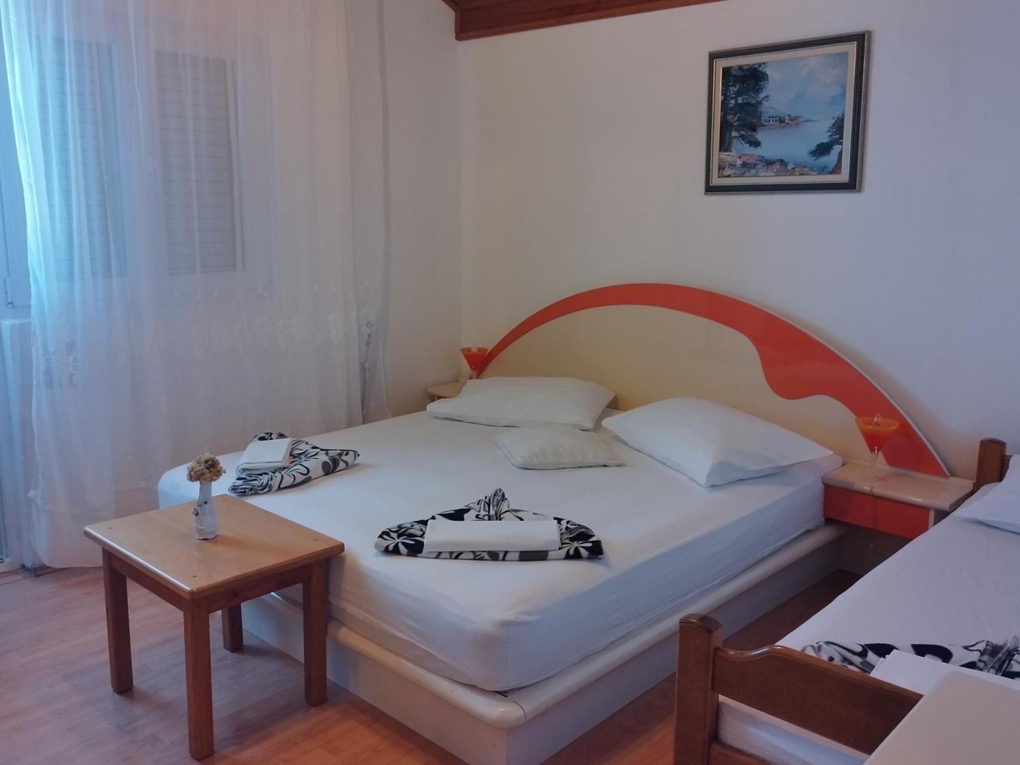 Apartmans Martha Karlobag Kamer foto